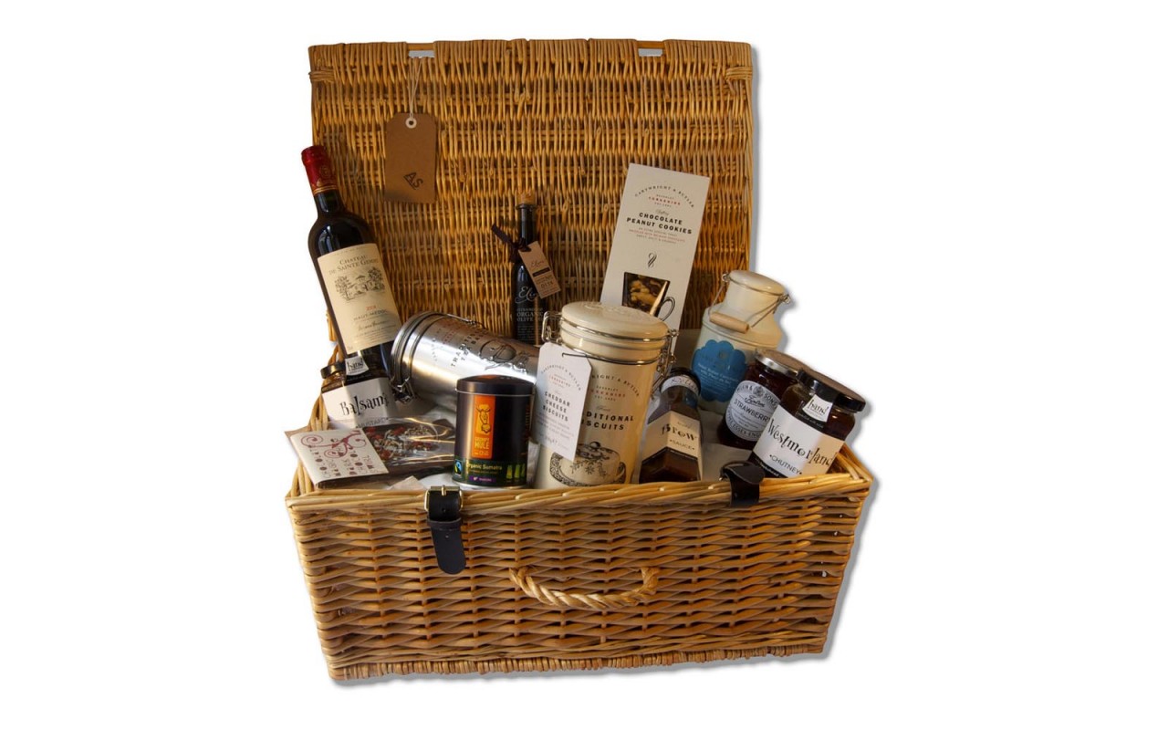 AlexanderandShaw Grosvenor Hamper featuring Eliris